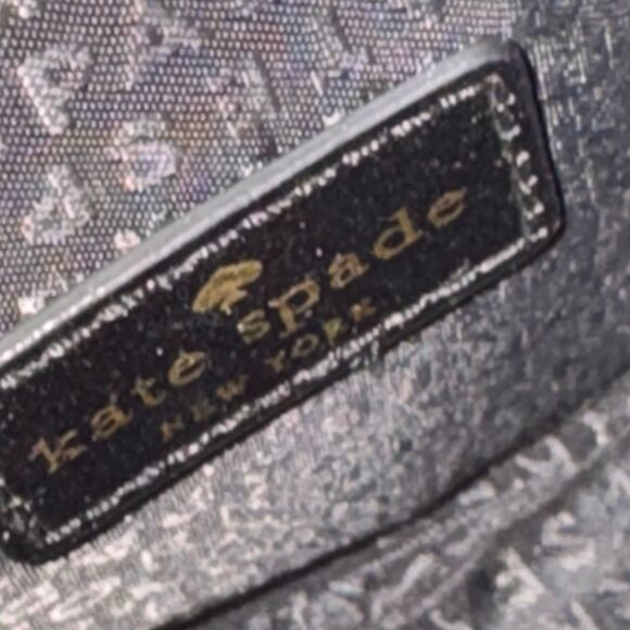 Kate Spade New York
TURN A NEW LEAF MICHA LADYBUG CROSSBODY EUC NO WEAR - Picture 7 of 9